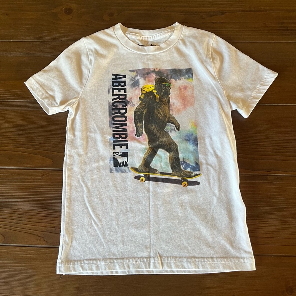 Boys Abercrombie Kids Tee size 7/8